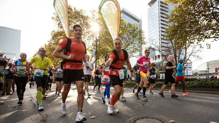 가장 빠른 5km가 함정입니다 — 레이스 중반, 페이스를 지키는 법
