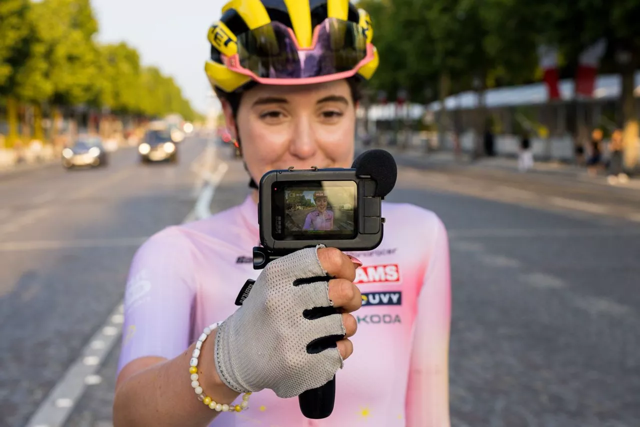 자전거가 그녀를 살렸습니다 — 에이미 허드슨의 투르 드 프랑스 6,554km